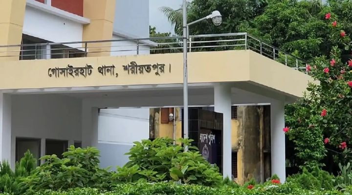 মায়ের সঙ্গে অভিমান করে কিশোরীর আত্মহত্যা